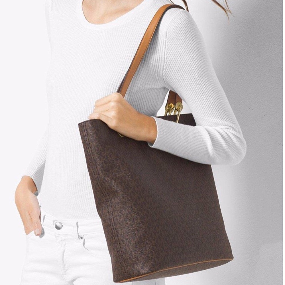 Michael Kors Tote